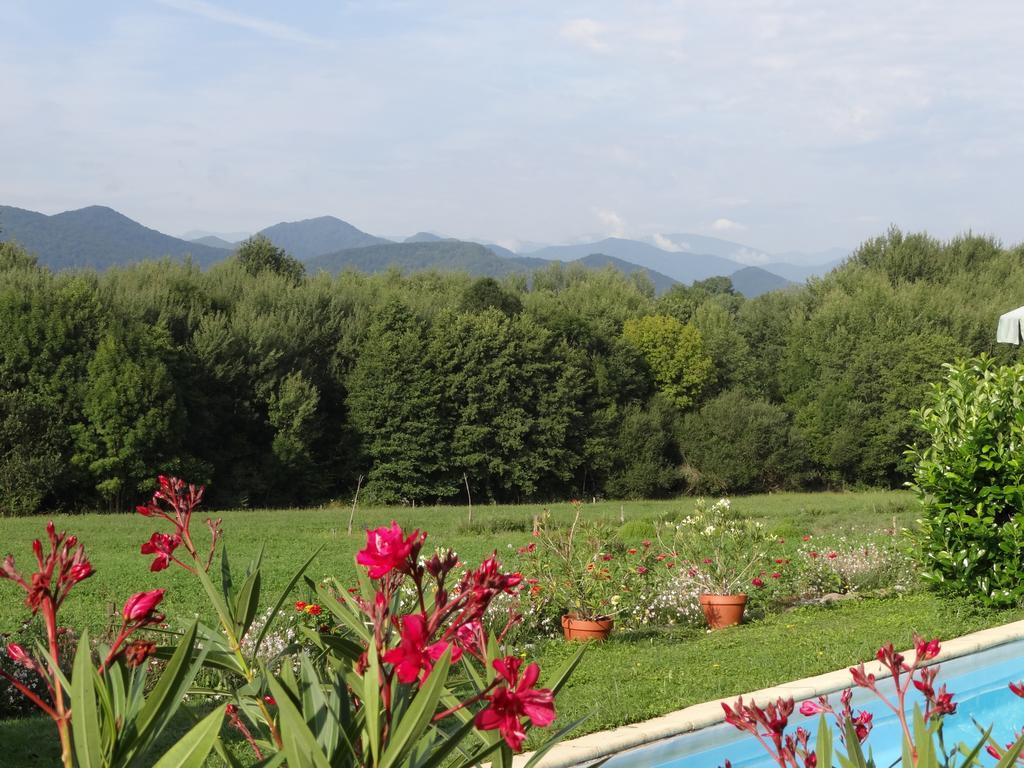 Gites Pyrenees Les Trois Montagnes Ganties Oda fotoğraf